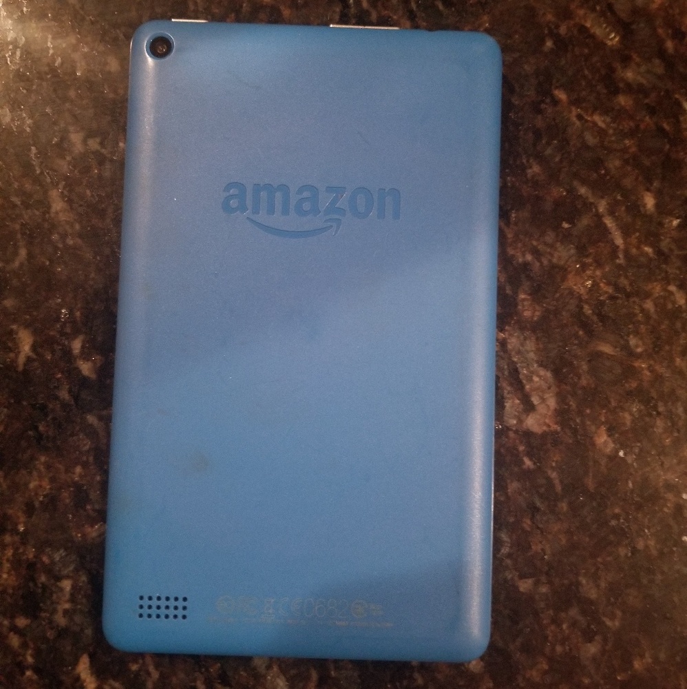Amazon Tablet - image 2